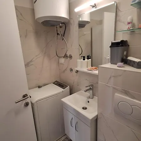 Apartment Lux D2 *