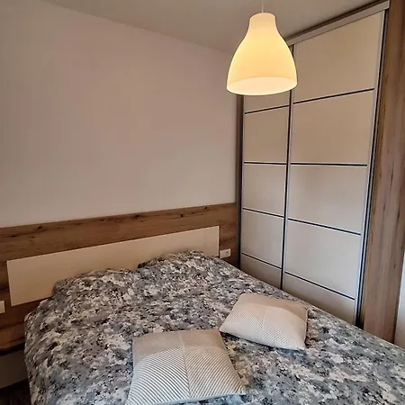 Apartment Lux D2 *